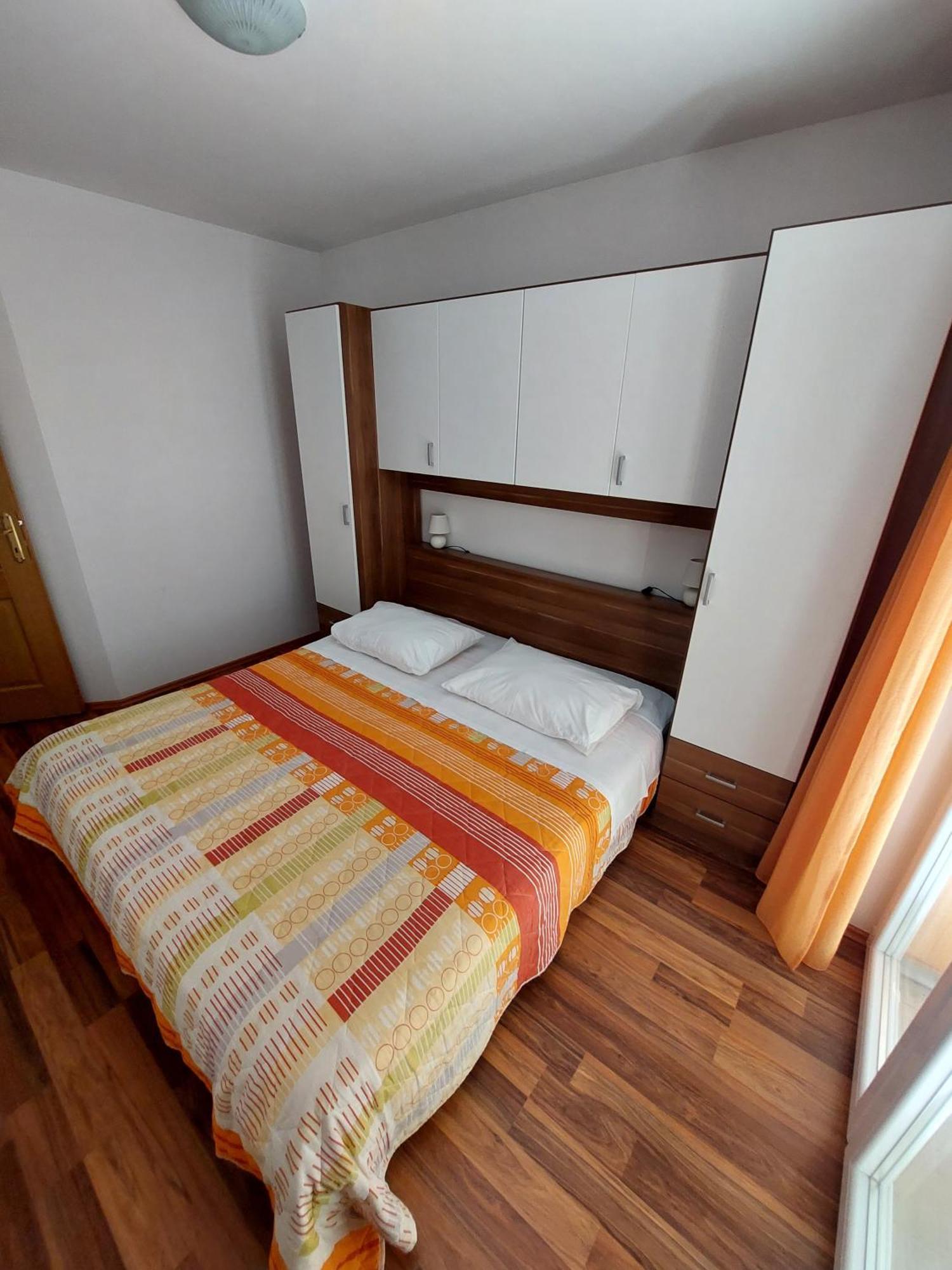 Apartments Palit Rab Town Extérieur photo