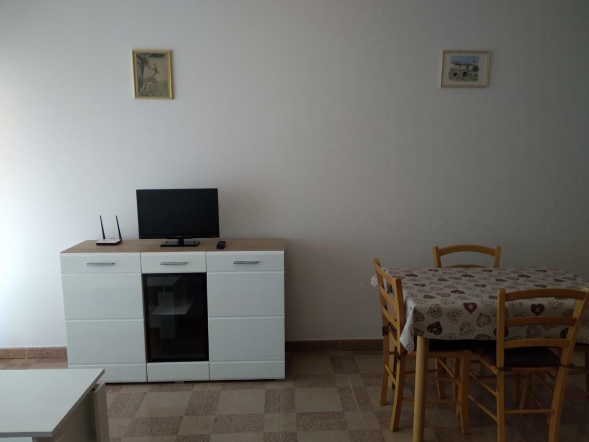 Apartments Palit Rab Town Extérieur photo