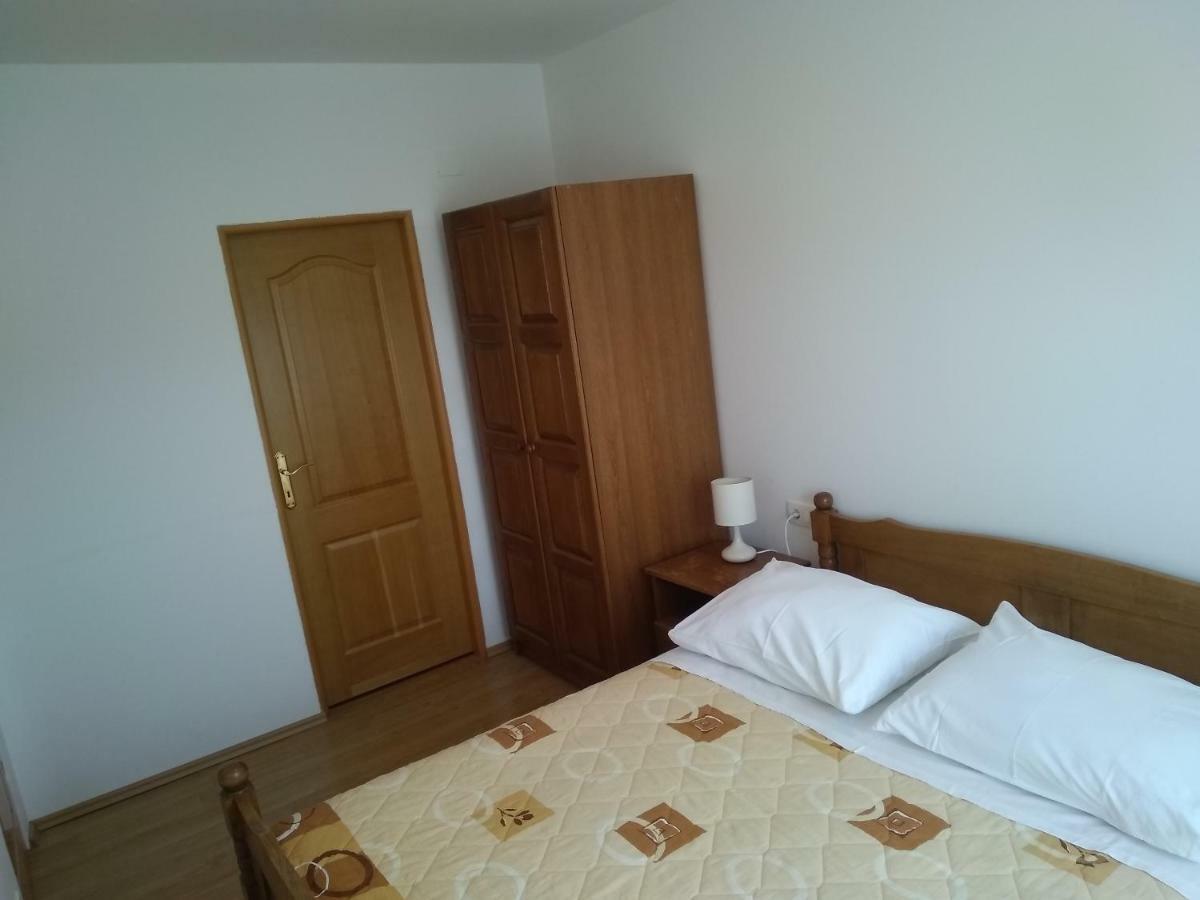 Apartments Palit Rab Town Extérieur photo